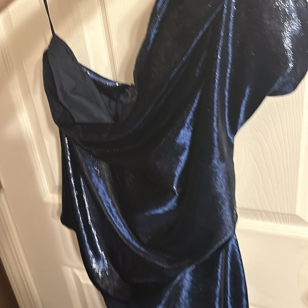 Amsale Metallic Velvet Draped Gown Size 4 NWT - Picture 9 of 13